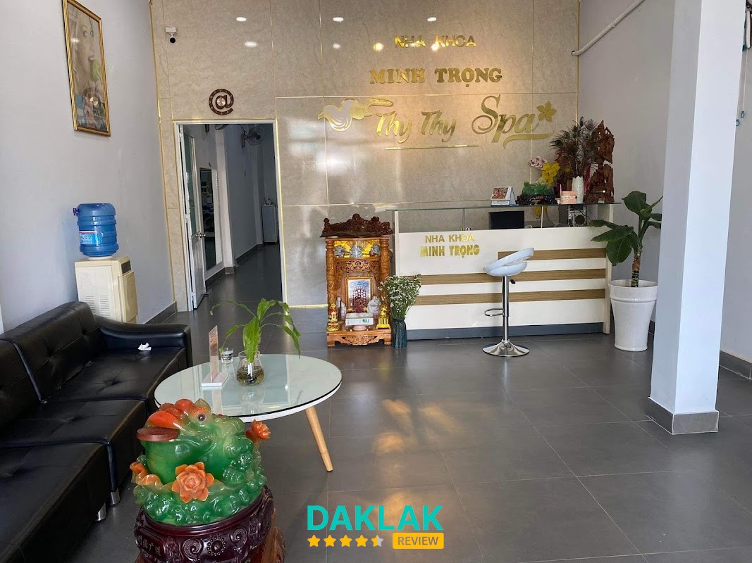 Không gian Nha Khoa Minh Trọng đường Lê Thị Riêng Ea Kao