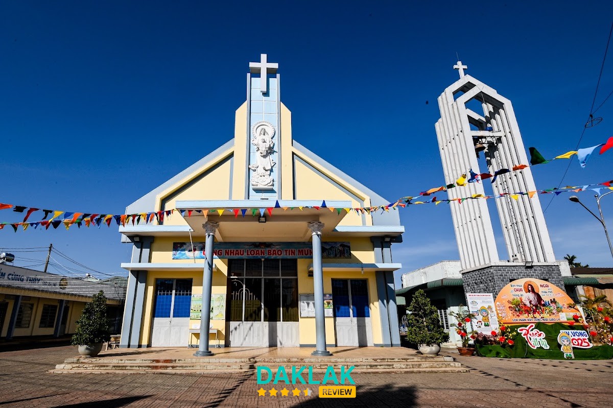 Nhà Thờ Giáo Xứ Phú Long