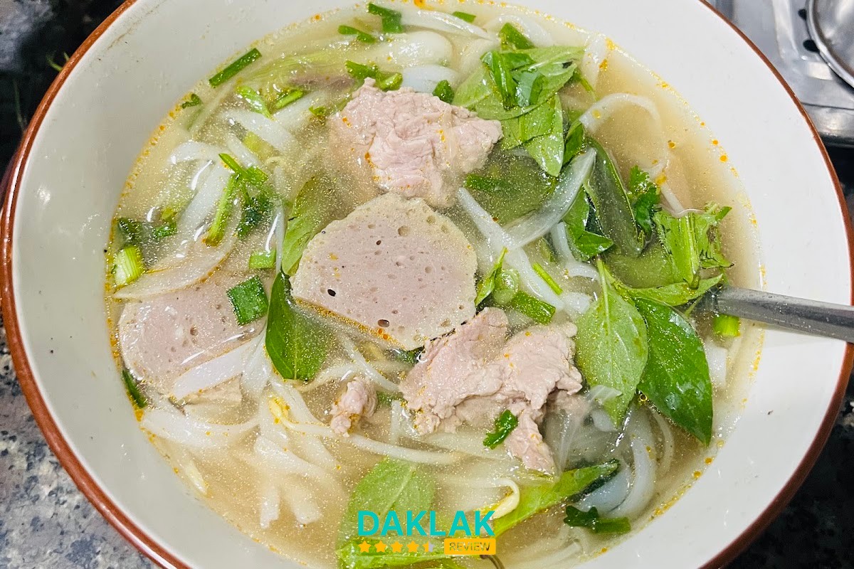 Không gian Phở Hạnh Ba Thọ Tuy Hòa
