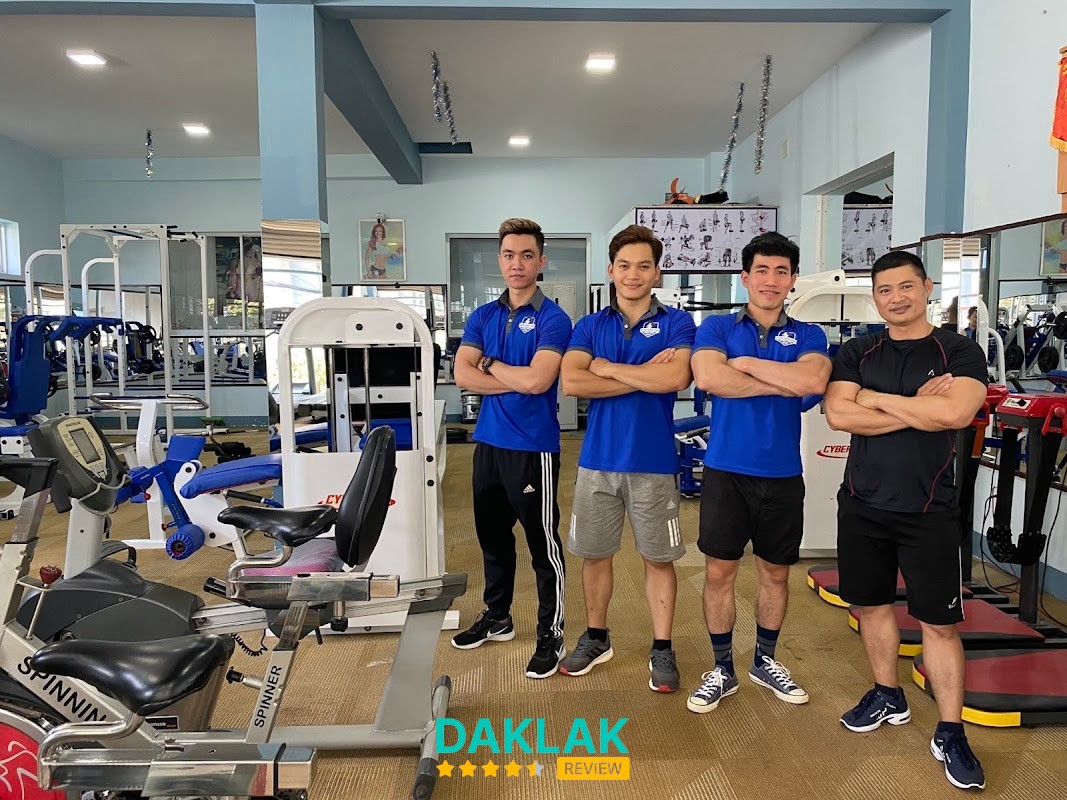 Không gian tập Quốc Toản GYM