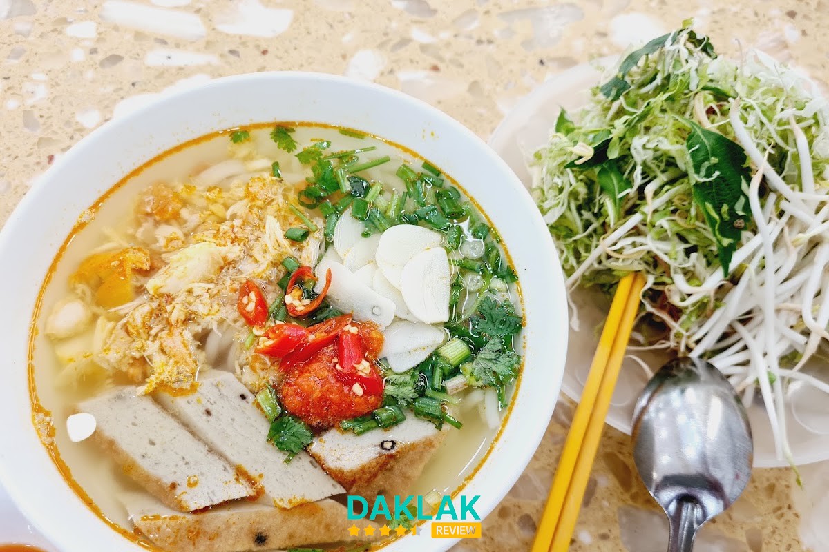 Không gian Bánh Canh Cua Biển Phương Kỳ Đức