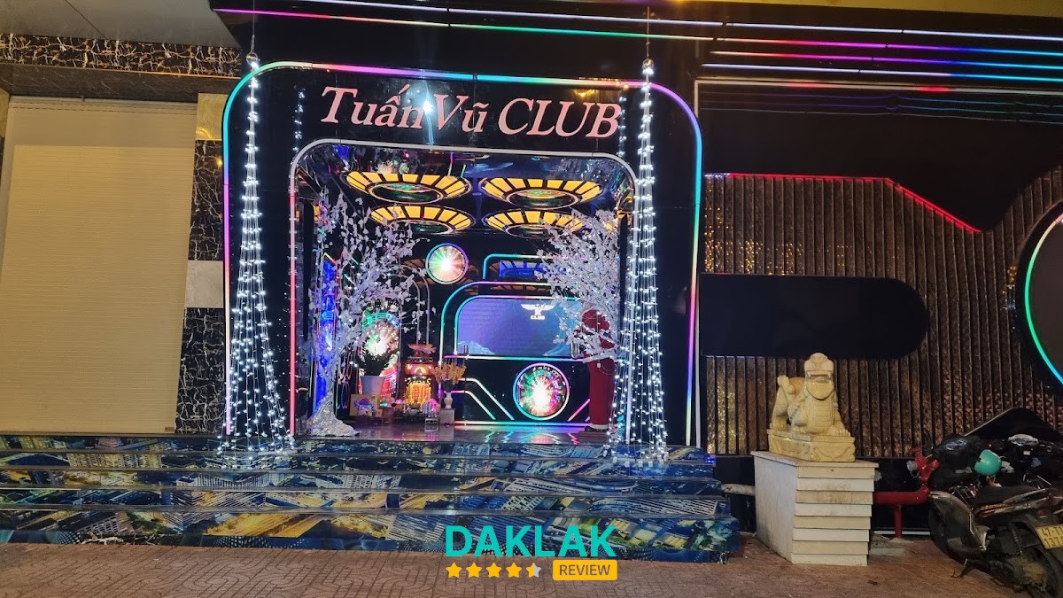 Không gian Tuấn Vũ Club