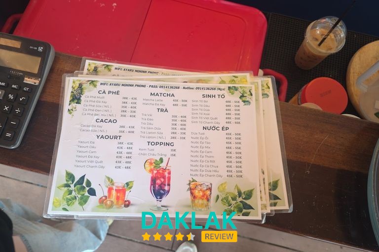 View biển tại Coffee Ayaru Nghinh Phong
