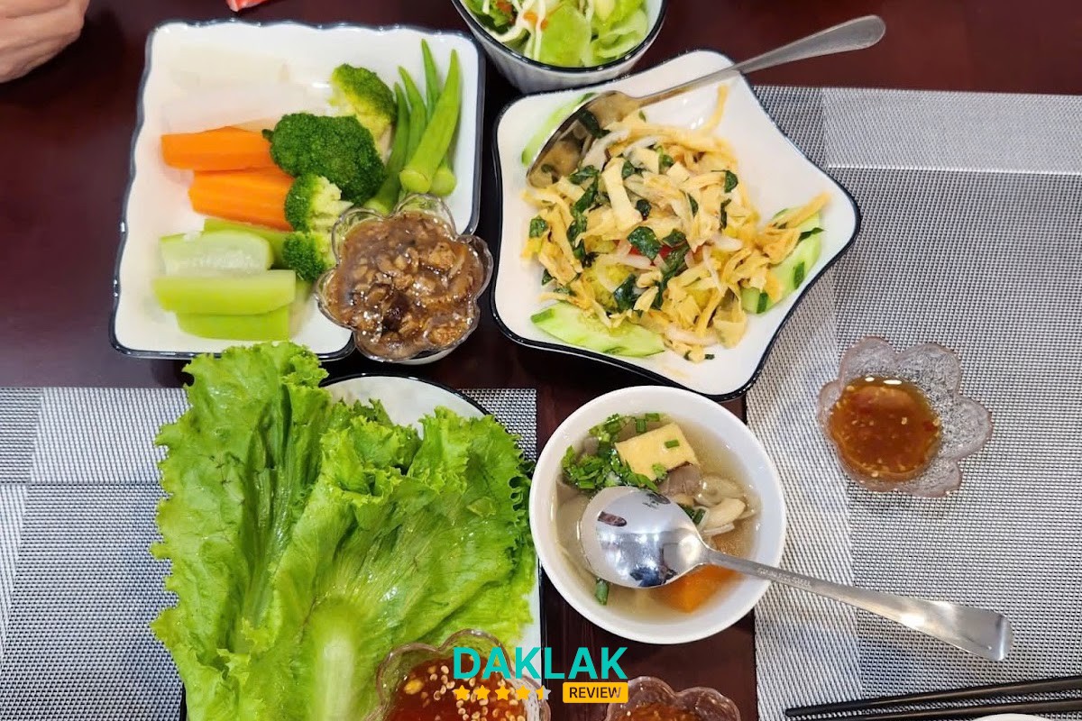 Không gian Quán Chay Lá Bồ Đề