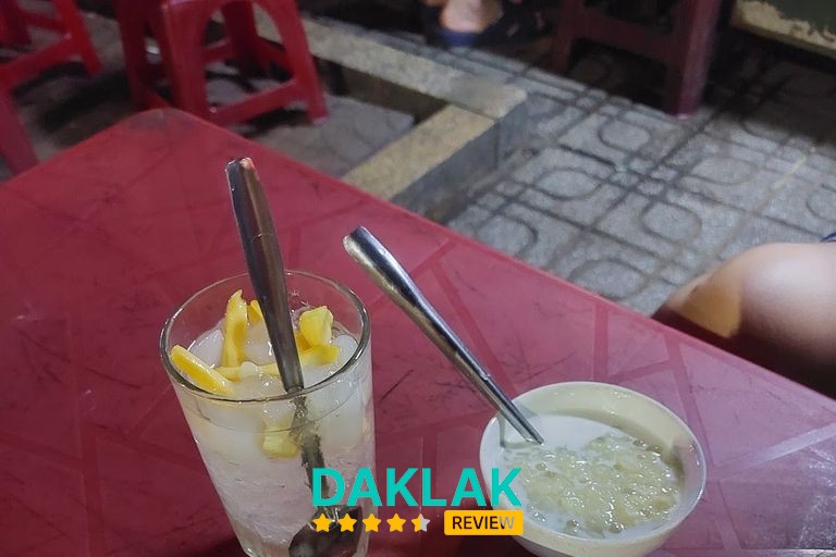 Chè và món tráng miệng tại Chè 5K