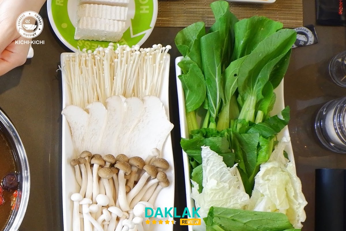 Nguyên liệu lẩu tại Kichi-Kichi Vincom