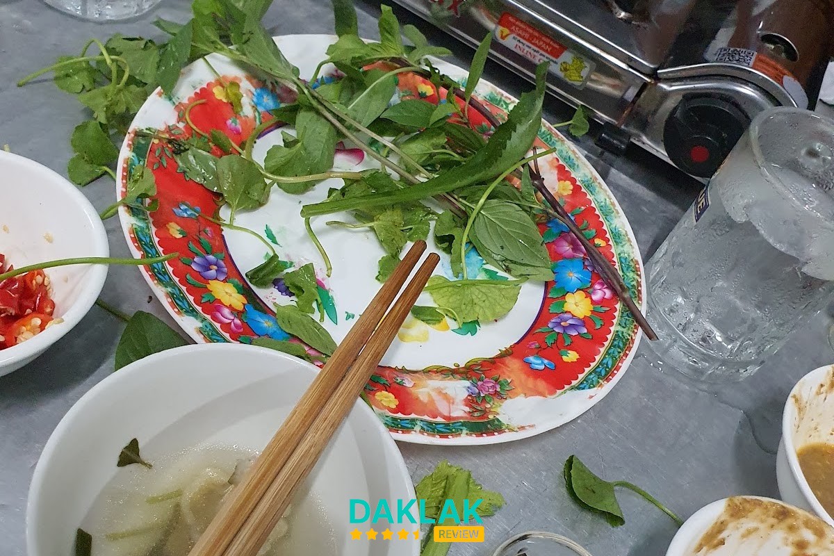 Lẩu bò tại Hai Xương
