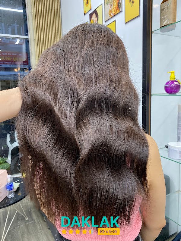 Salon Nguyễn BMT