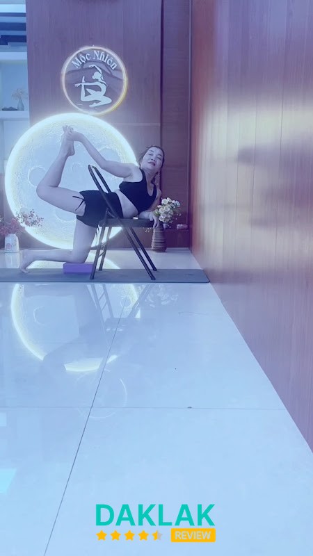 Lớp tập tại Mộc Nhiên Yoga