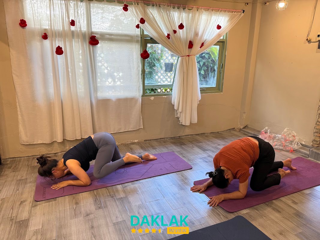Lớp học Yoga Nhàn Thanh BMT