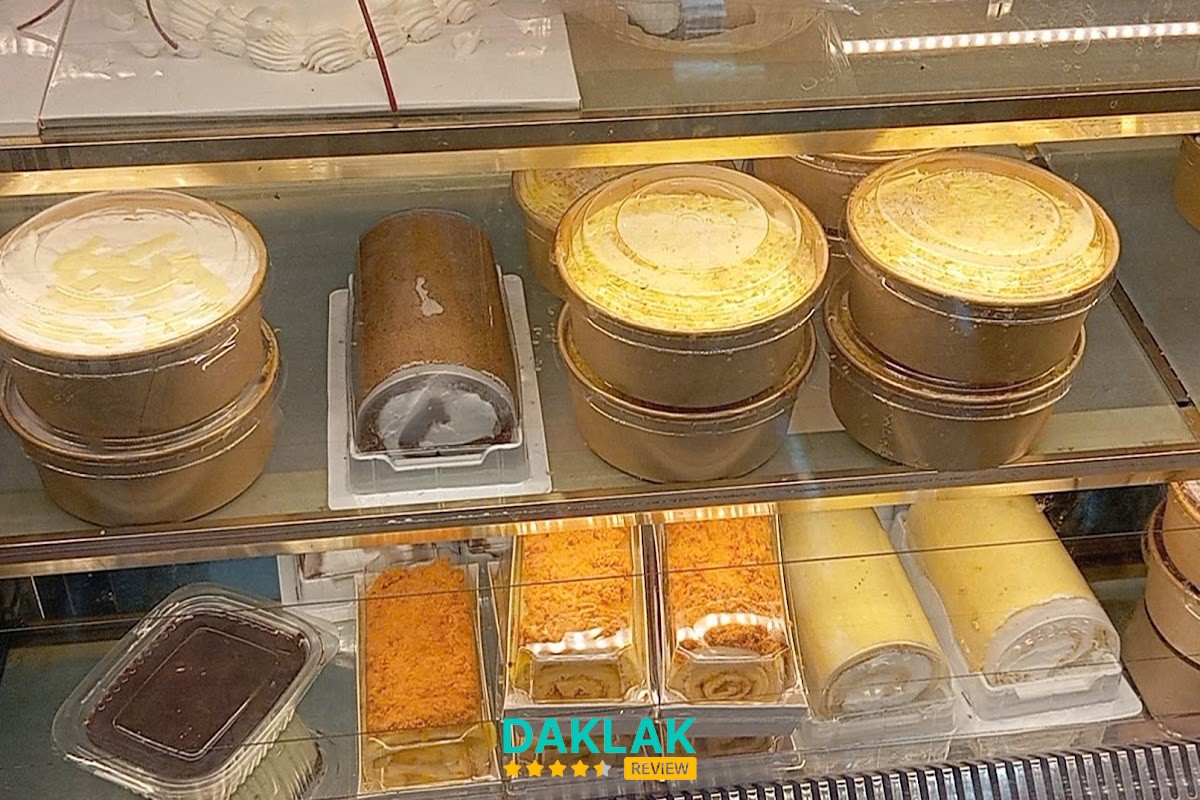 Bánh tại Thỏ Ơi Bakery BMT