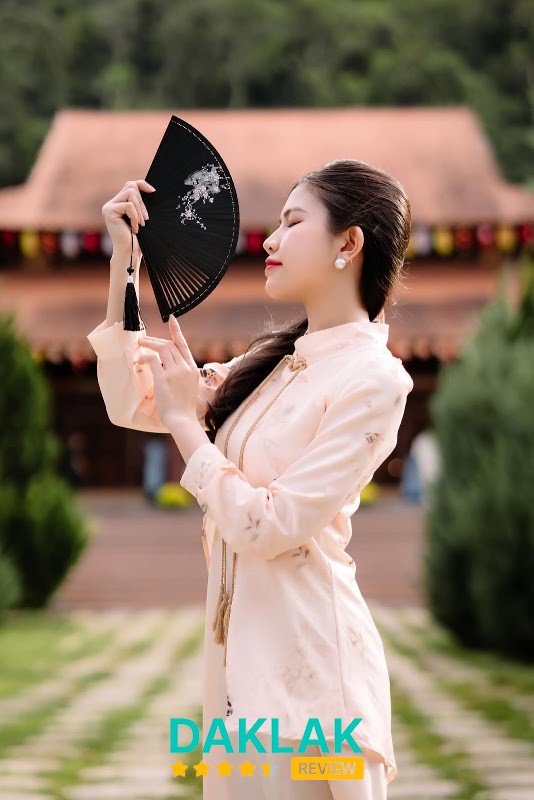 Babeo Nails-Make Up - Tiệm Trang Điểm Krông Pắc - hình 2