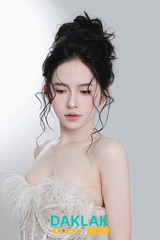 Tuyết Nhung makeup Phước An - Tiệm Trang Điểm Krông Pắc