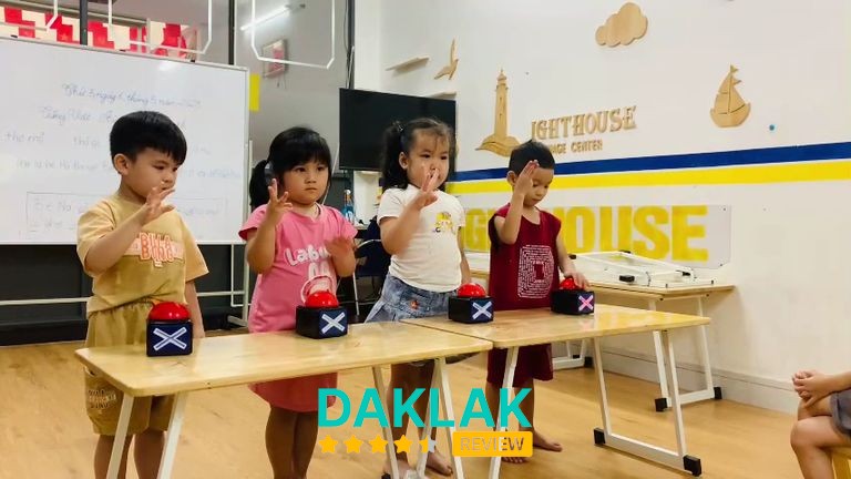 Trung tâm tiếng Anh Lighthouse Kids tại Tuy Hòa