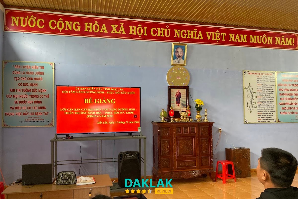 Hình ảnh trung tâm luyện thi Phạm Long tại Tân Lập