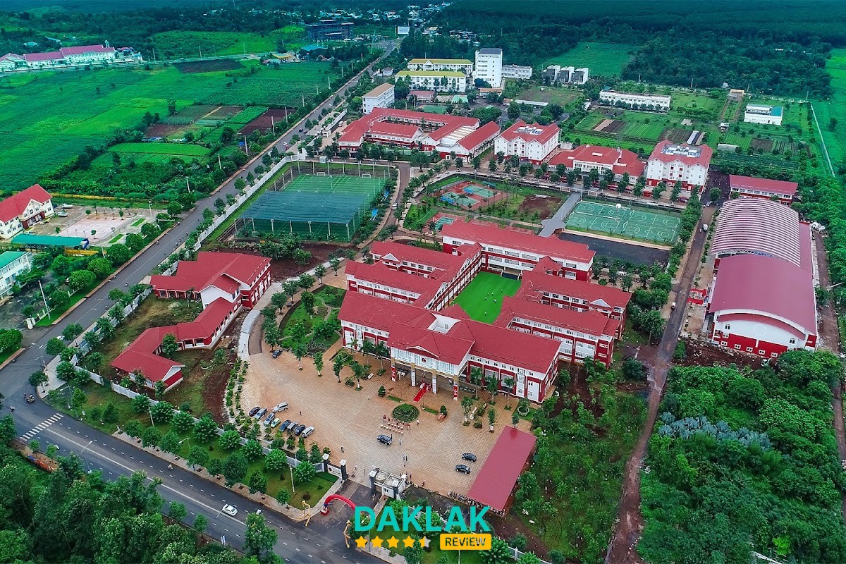 Không gian Ngoại ngữ Hoàng Việt