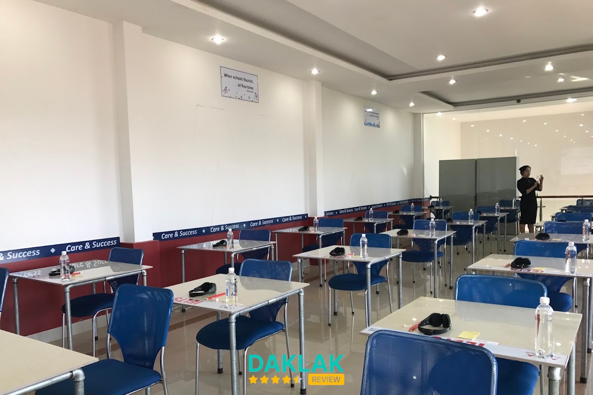 Không gian Ngoại ngữ Hi-way BMT