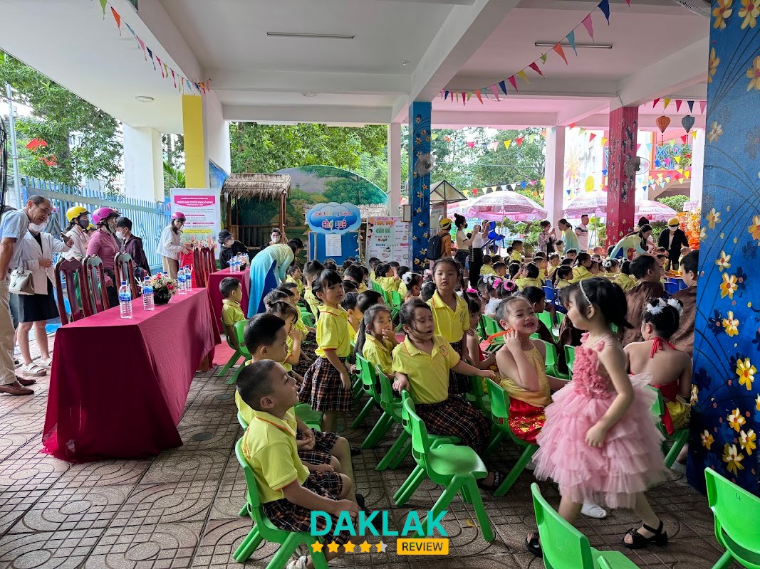 Không gian Trường Mầm Non Thắng Lợi