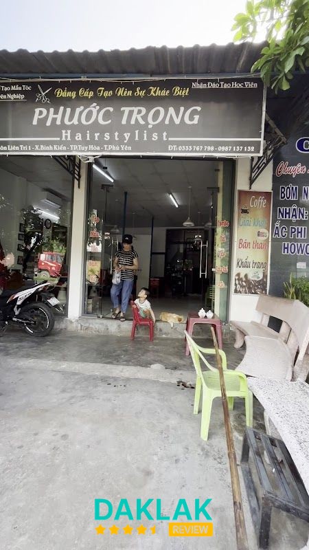 Ảnh thứ hai từ hồ sơ Google Maps Salon Phước Trọng